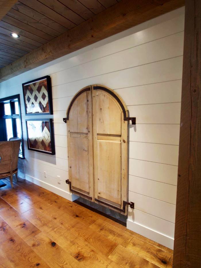 Mettler Construction custom home door detail
